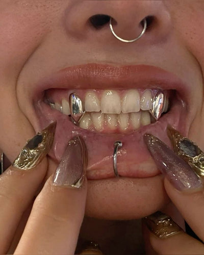 Grillz et Halloween : les styles les plus dark à tester cette année